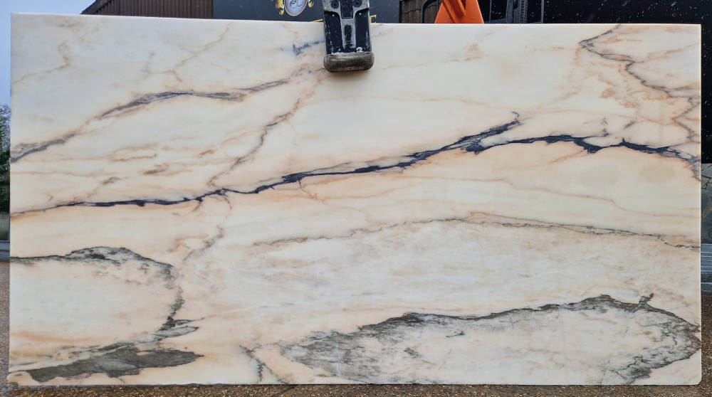 varisco stone machia vecchia estramoz marble slab